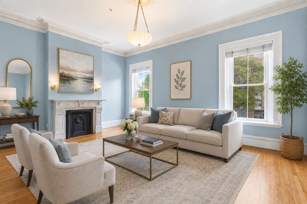 17 High Street # 2, Brookline MA 02445