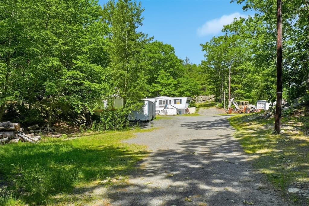 71 Seabrook Rd, Salisbury MA 01952 photo 3