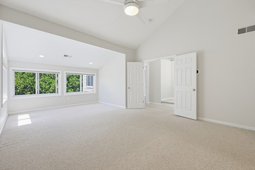 Condominium at 33 Half Crown Cir # 33, Ashland MA 01721, Ashland, photo 22 of 42