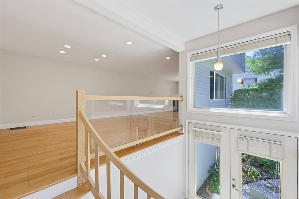 Condominium at 33 Half Crown Cir # 33, Ashland MA 01721, Ashland, photo 5 of 42