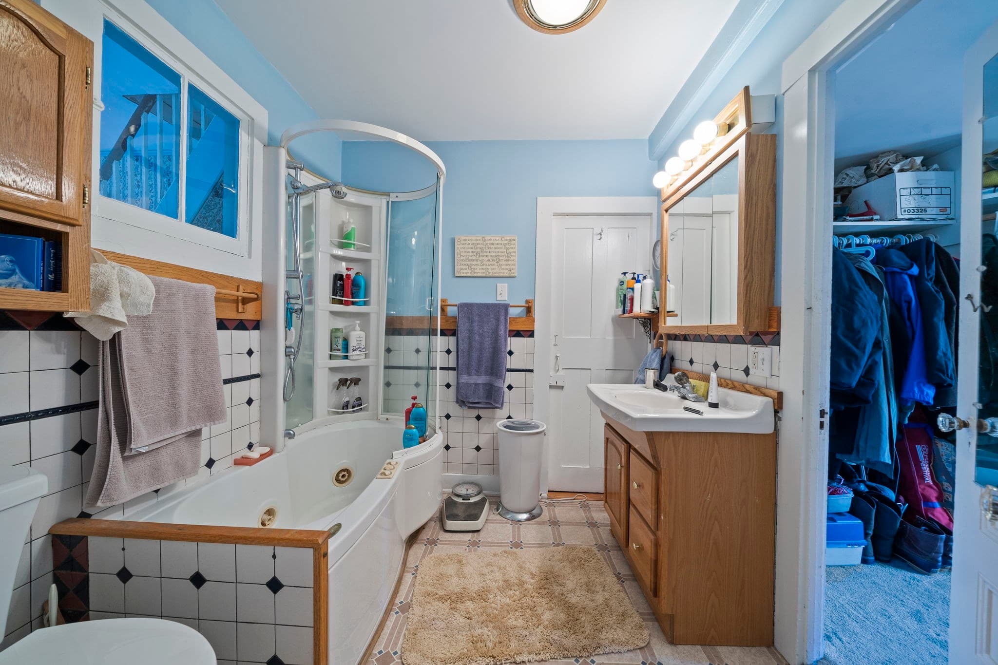 Single Family Residence at 696 Commercial St, Weymouth MA 02189, Weymouth, photo 15 of 42