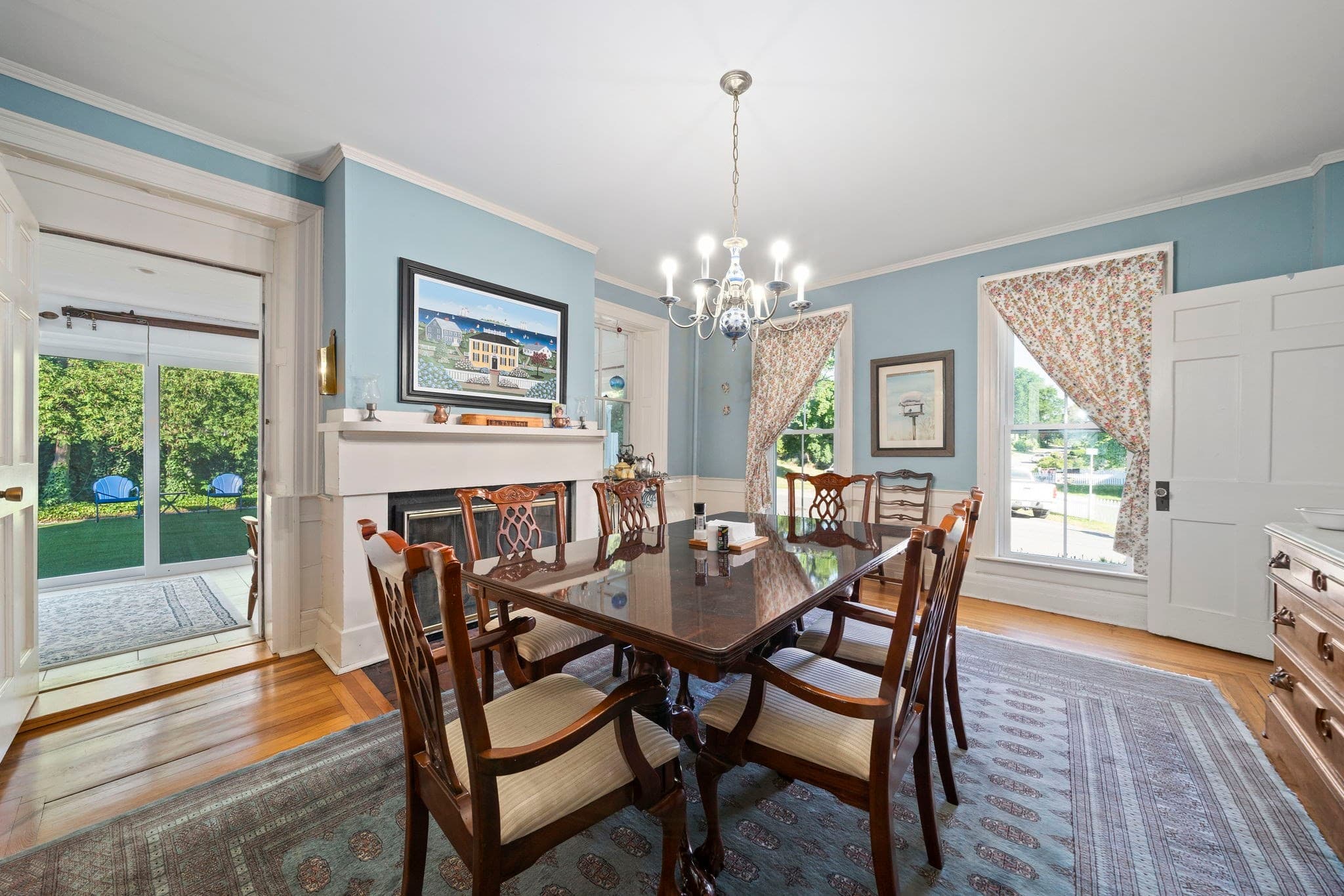 Single Family Residence at 696 Commercial St, Weymouth MA 02189, Weymouth, photo 4 of 42