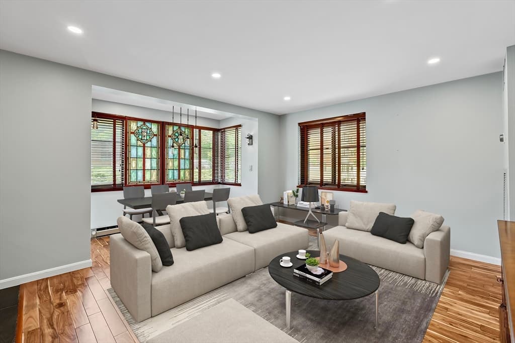 100 Ledgewood Dr # 319, Stoneham MA 02180 photo 5