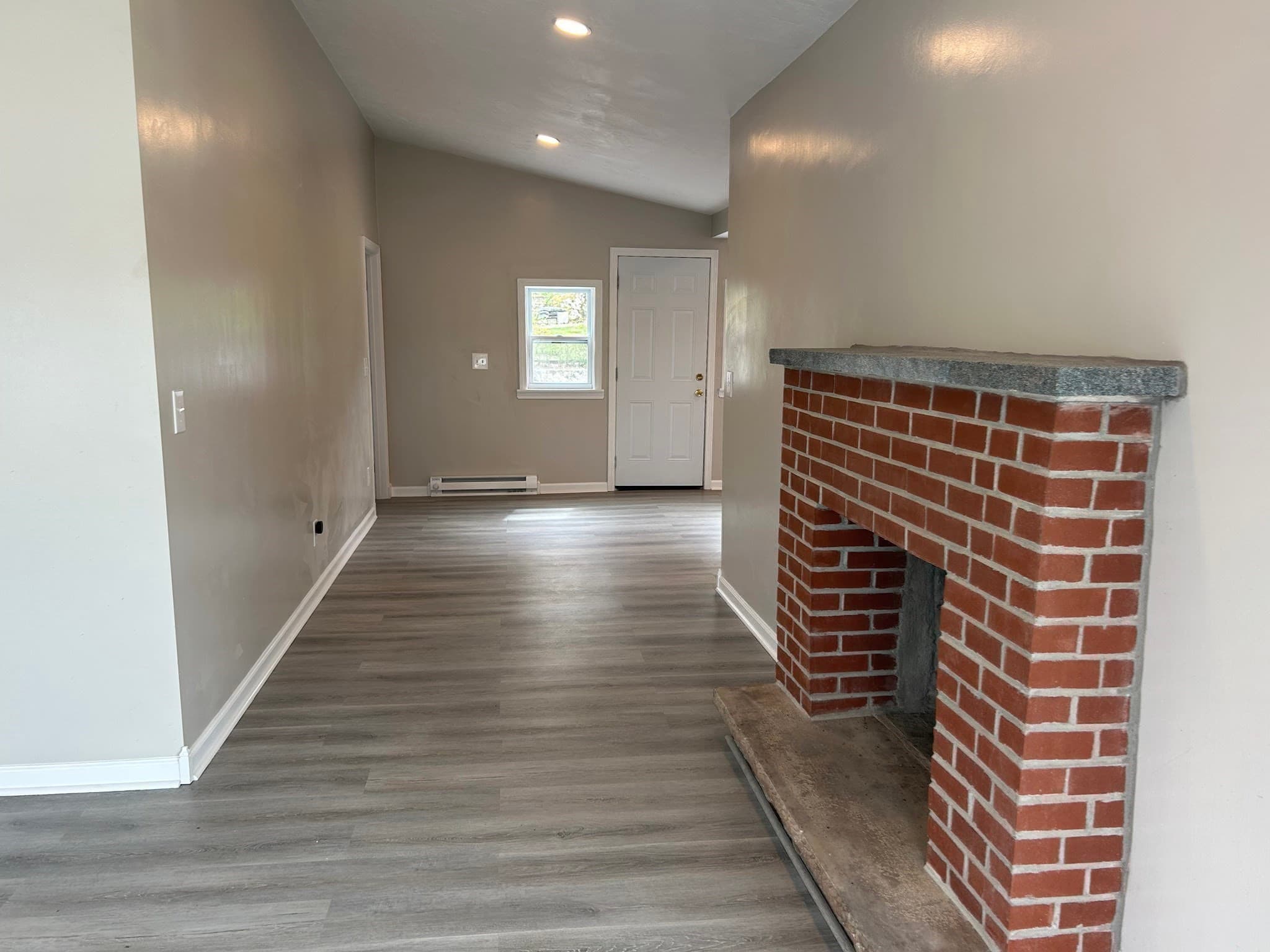 Single Family Residence at 100 Westminster Rd, Weymouth MA 02189, photo 12 of 25