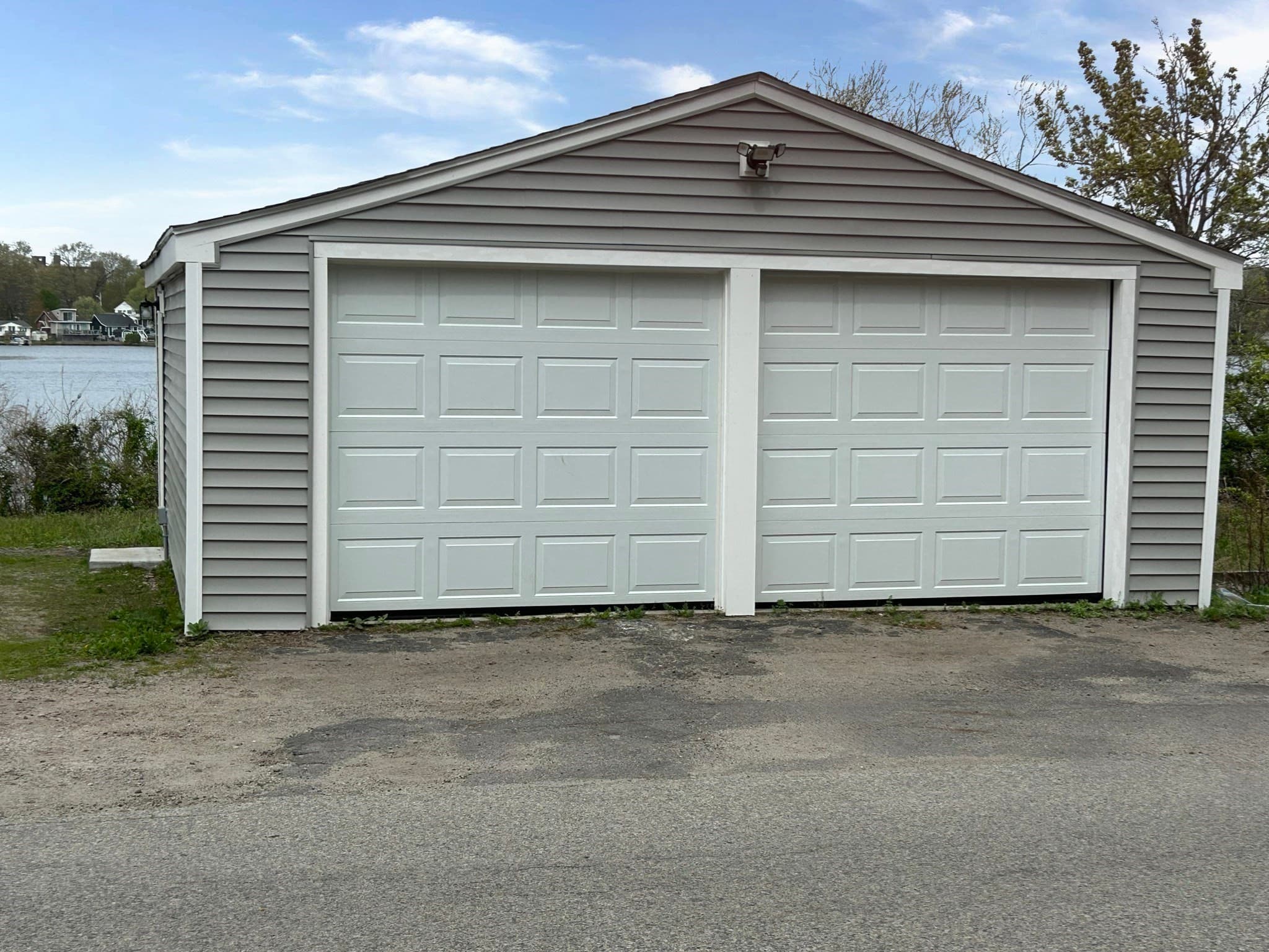 Single Family Residence at 100 Westminster Rd, Weymouth MA 02189, photo 7 of 25