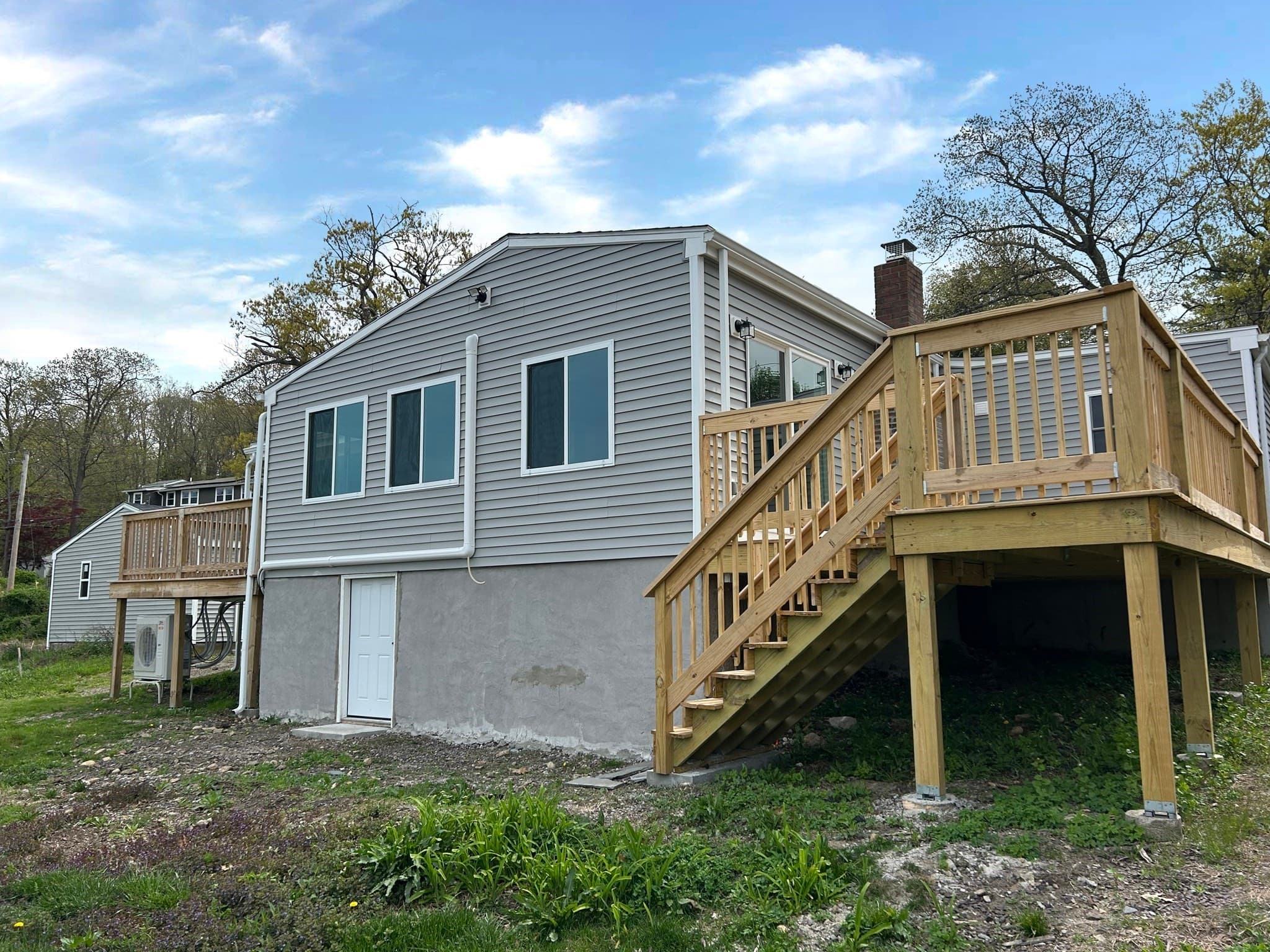 Single Family Residence at 100 Westminster Rd, Weymouth MA 02189, photo 4 of 25