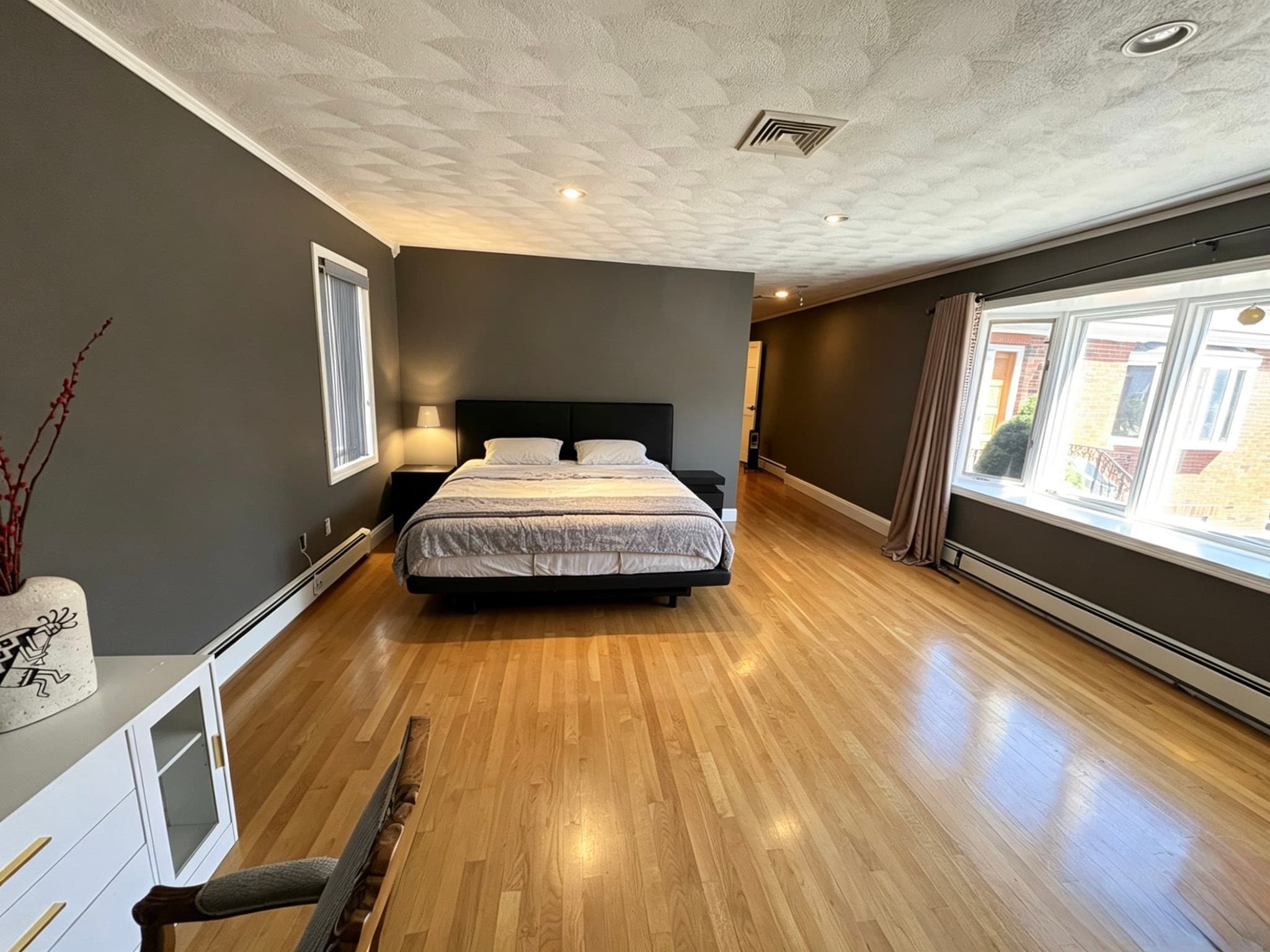 Single Family Residence at 52 Clarendon St, Malden MA 02148, photo 9 of 17