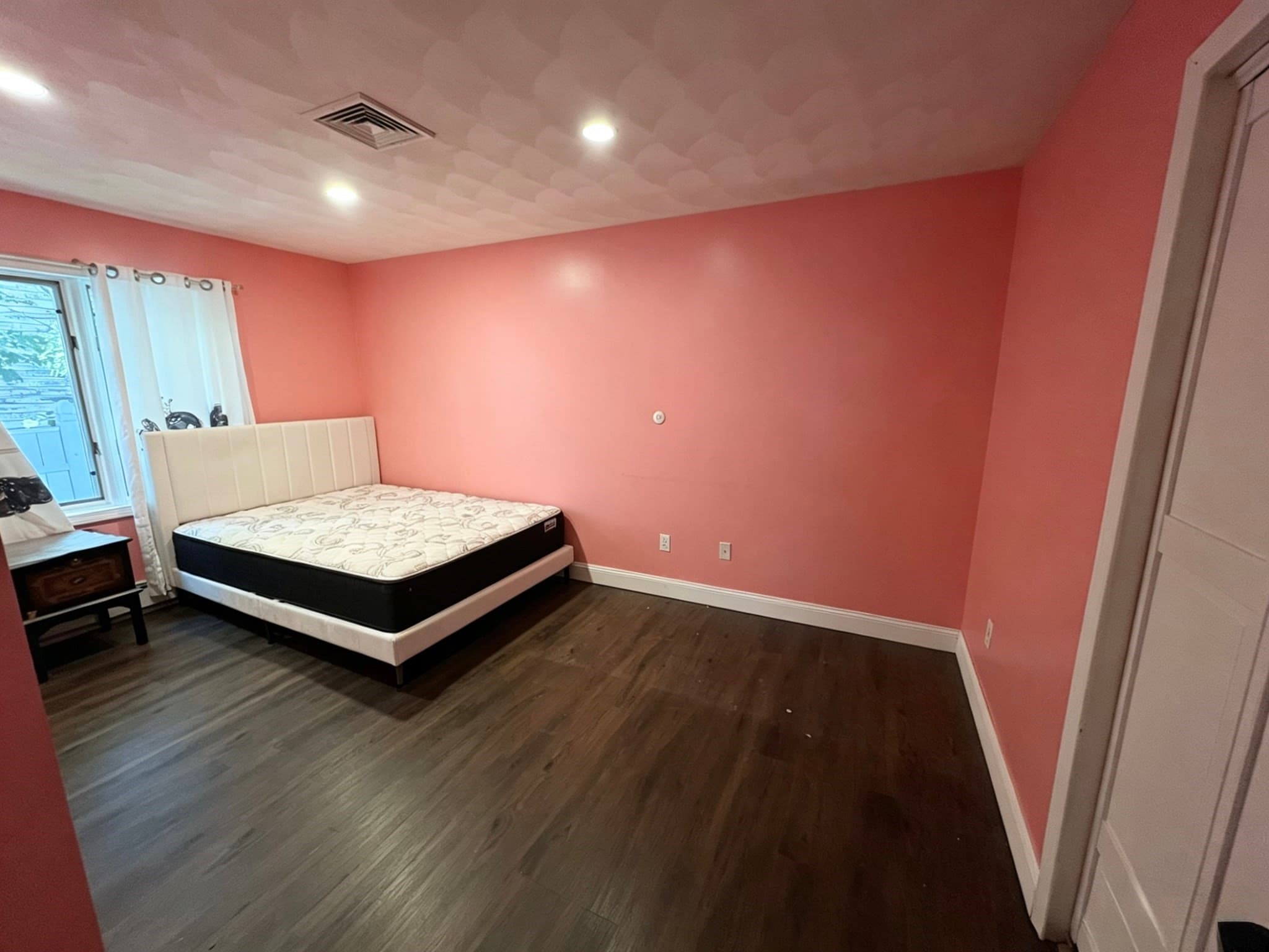 Single Family Residence at 52 Clarendon St, Malden MA 02148, photo 11 of 17