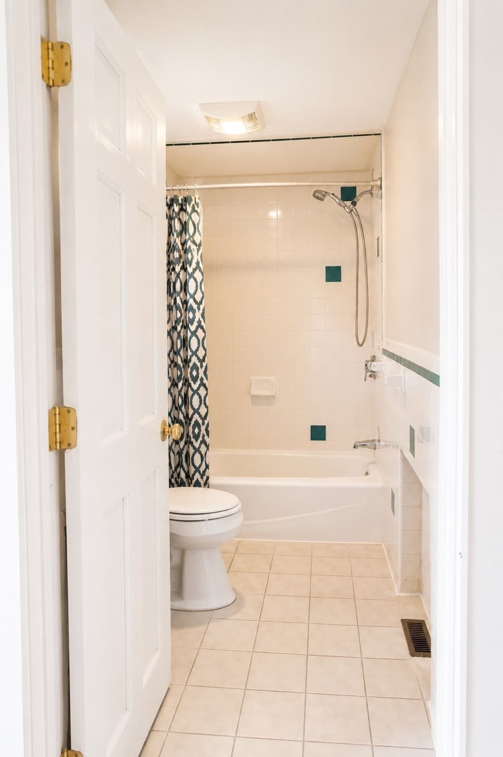 Single Family Residence at 14 Patterson St, Boston MA 02124, Boston, photo 12 of 22