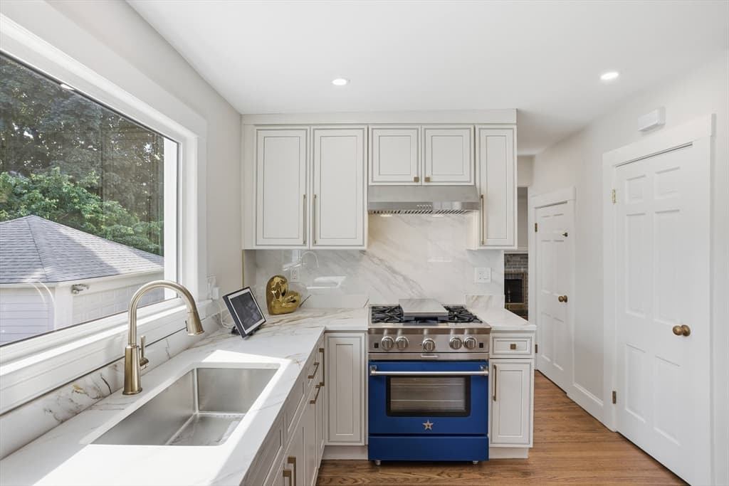 128 Watson Rd, Belmont MA 02478 photo 12