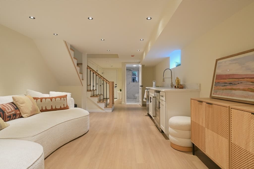 Condominium at 457 Summer St # 457, Arlington MA 02474, Arlington, photo 26 of 41