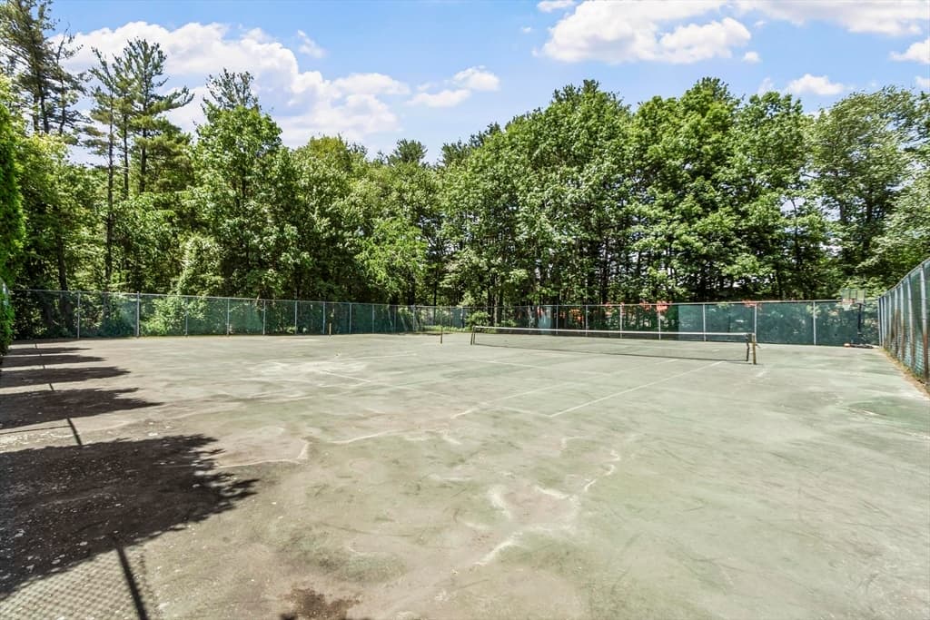 Condominium at 52 Heritage Dr # 52, Tewksbury MA 01876, photo 27 of 30