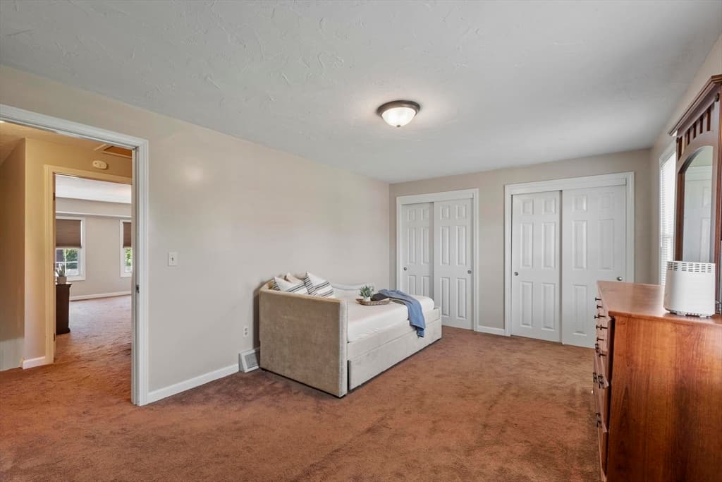 Condominium at 52 Heritage Dr # 52, Tewksbury MA 01876, photo 18 of 30
