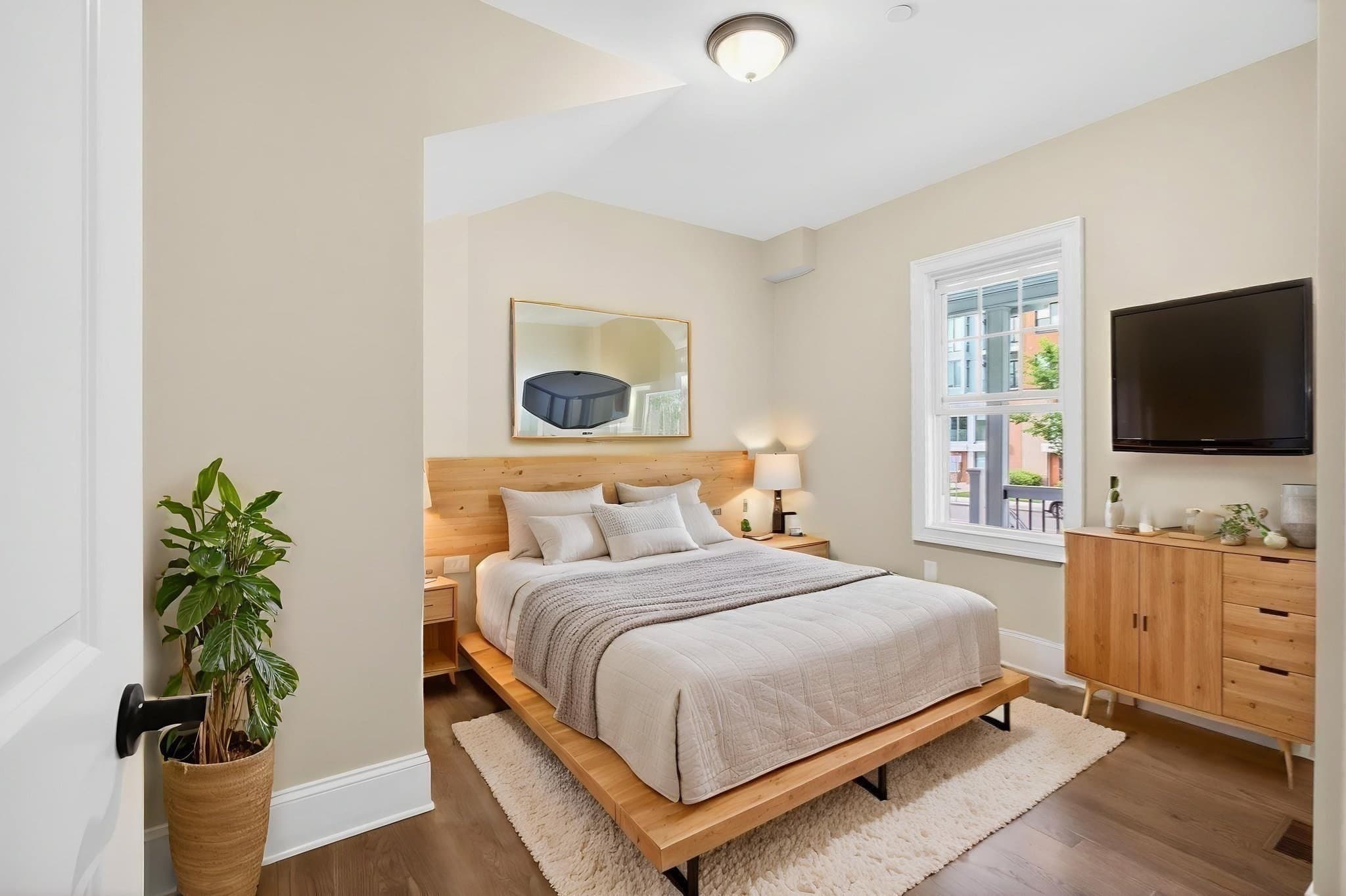 Condominium at 152 Washington St # 1, Boston MA 02135, photo 11 of 21