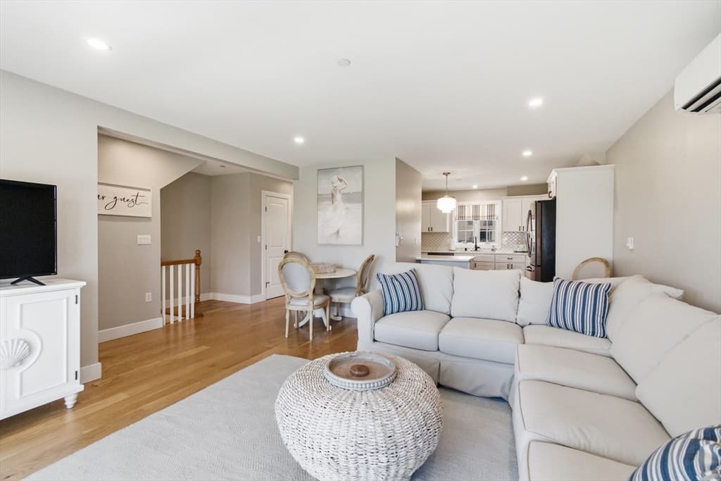 9 Chase Ave # 7, Dennis MA 02639 photo 12