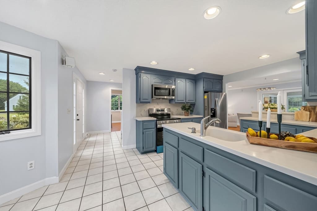 4 Meadow Dr, Littleton MA 01460 photo 12
