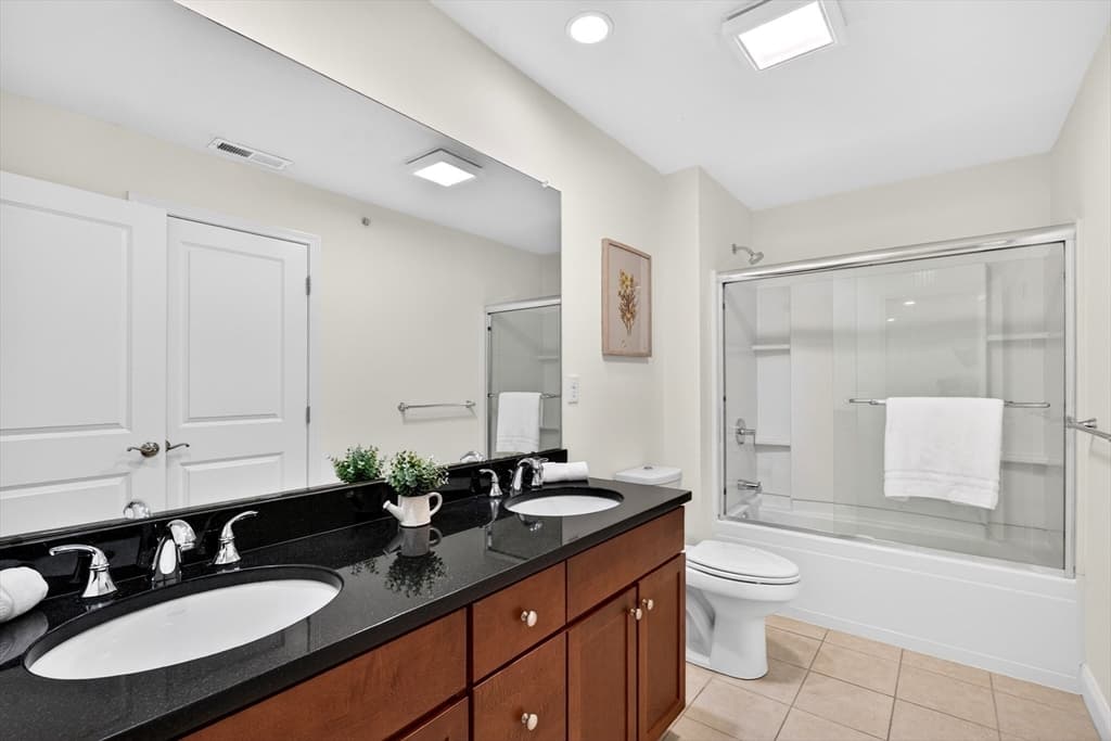 Condominium at 3B Reserve Way # 3B, Burlington MA 01803, Burlington, photo 23 of 42