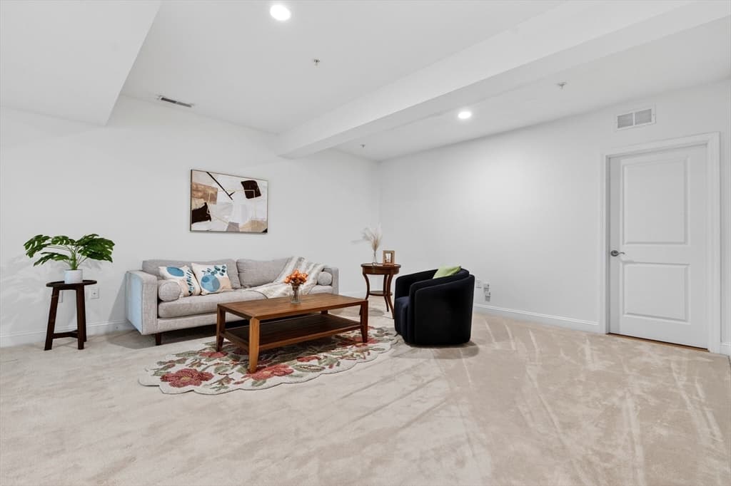 Condominium at 3B Reserve Way # 3B, Burlington MA 01803, Burlington, photo 27 of 42