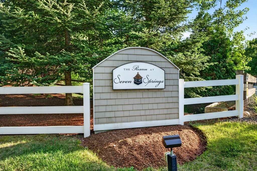 Condominium at 3B Reserve Way # 3B, Burlington MA 01803, Burlington, photo 2 of 42