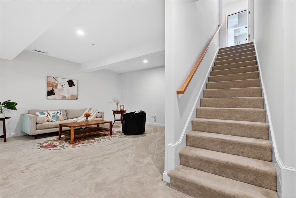 Condominium at 3B Reserve Way # 3B, Burlington MA 01803, Burlington, photo 26 of 42
