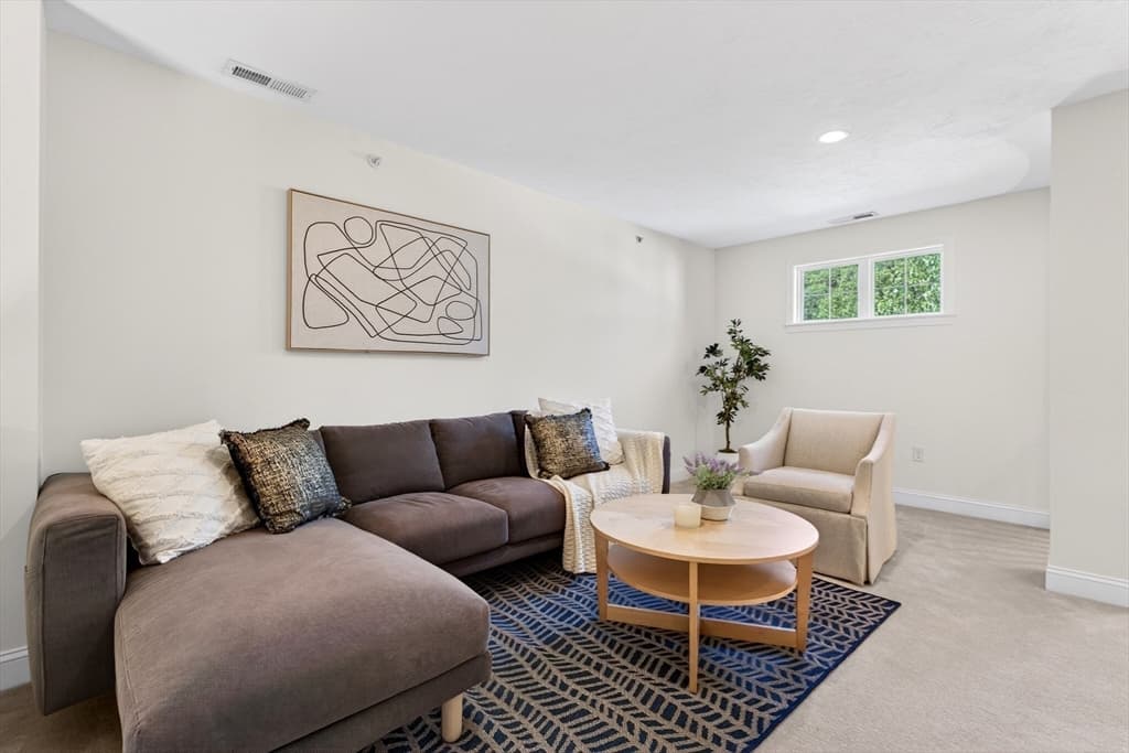 Condominium at 3B Reserve Way # 3B, Burlington MA 01803, Burlington, photo 19 of 42