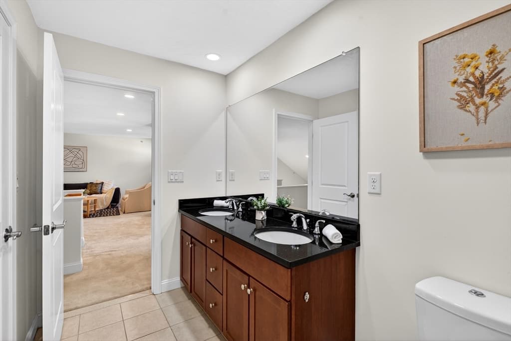 Condominium at 3B Reserve Way # 3B, Burlington MA 01803, Burlington, photo 25 of 42