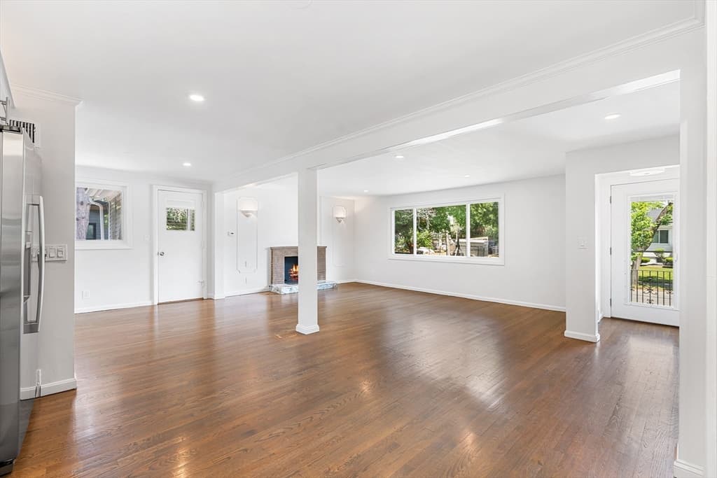 Single Family Residence at 4 June Ln, Newton MA 02458, photo 13 of 37