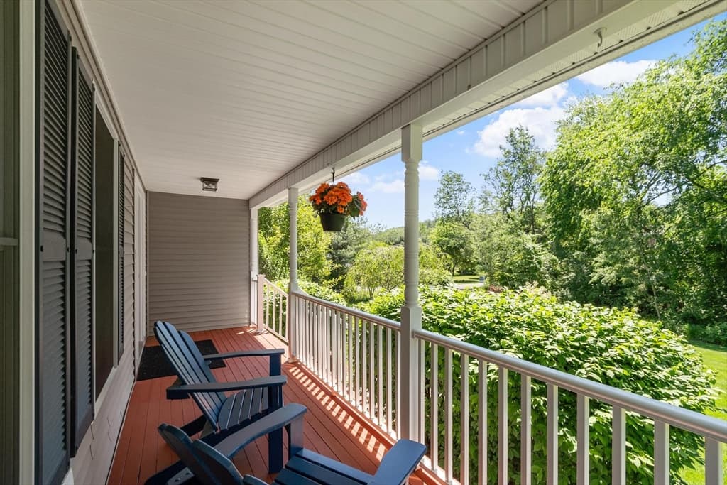 Single Family Residence at 5 Laury Lane, Littleton MA 01460, Littleton, photo 6 of 42