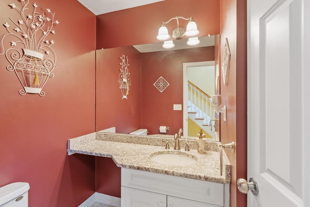 Single Family Residence at 5 Laury Lane, Littleton MA 01460, Littleton, photo 26 of 42