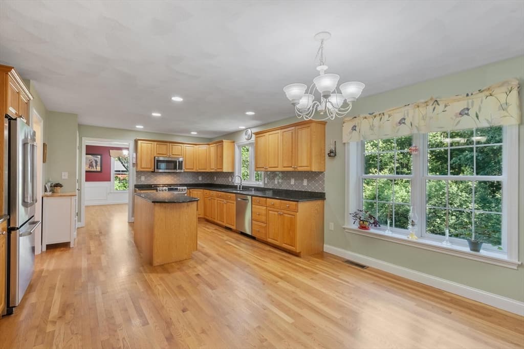 Single Family Residence at 5 Laury Lane, Littleton MA 01460, Littleton, photo 14 of 42
