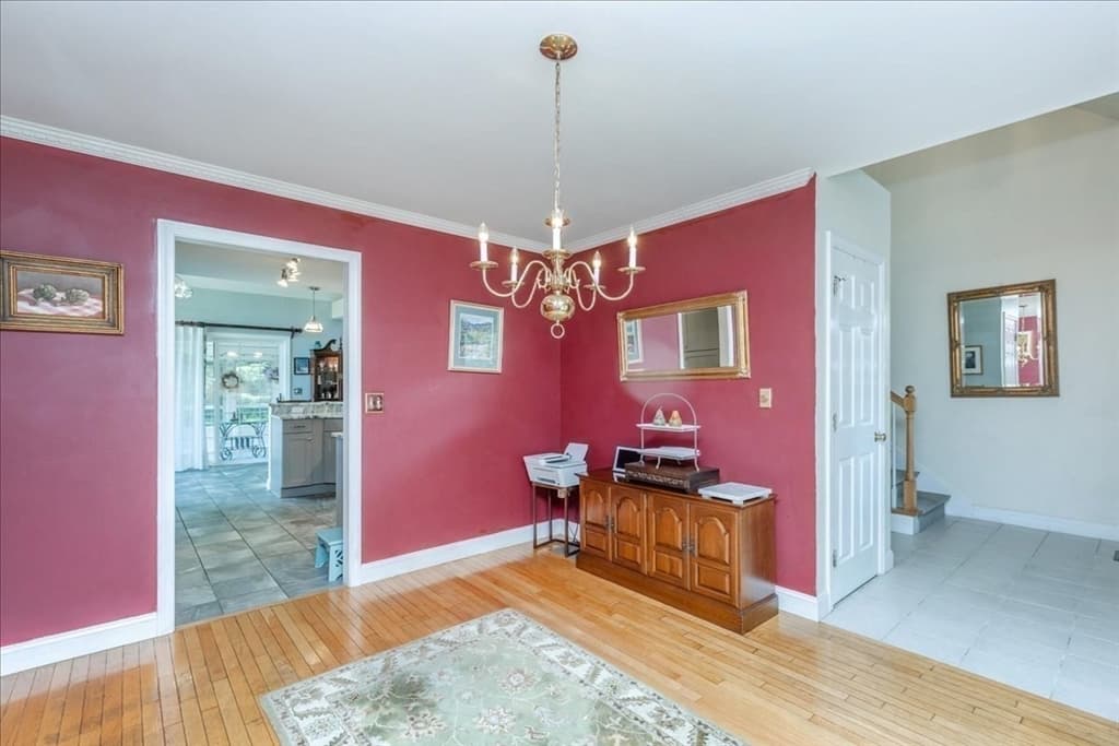Single Family Residence at 16 Dunlin Way, Portsmouth NH 03801, Portsmouth, photo 3 of 42