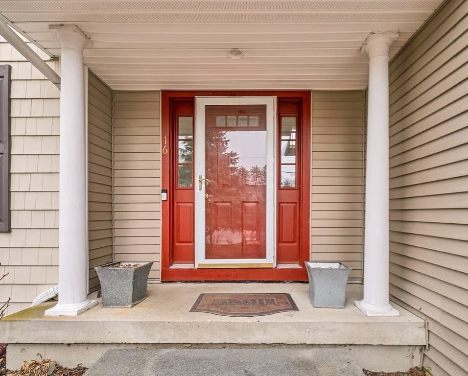 Single Family Residence at 16 Dunlin Way, Portsmouth NH 03801, Portsmouth, photo 34 of 42
