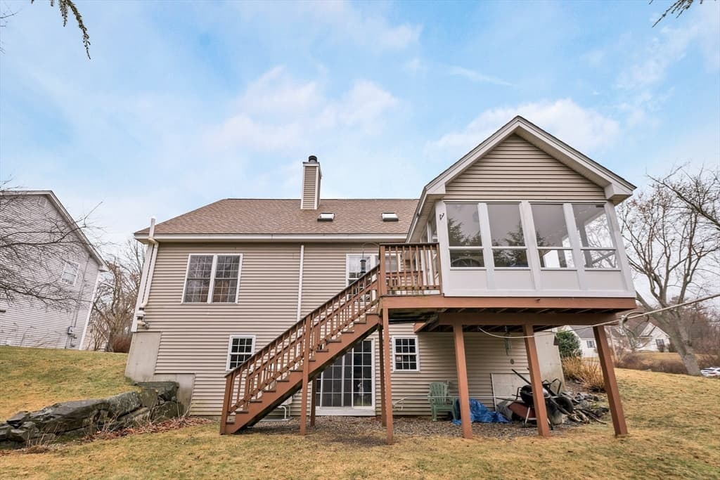 Single Family Residence at 16 Dunlin Way, Portsmouth NH 03801, Portsmouth, photo 38 of 42