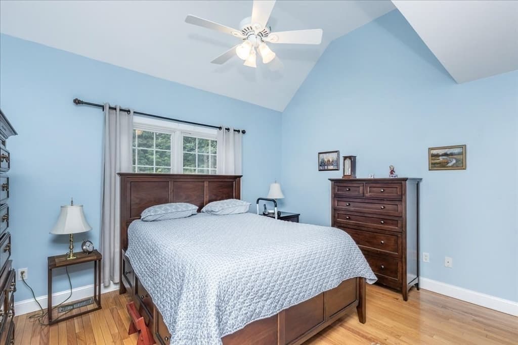 Single Family Residence at 16 Dunlin Way, Portsmouth NH 03801, Portsmouth, photo 14 of 42