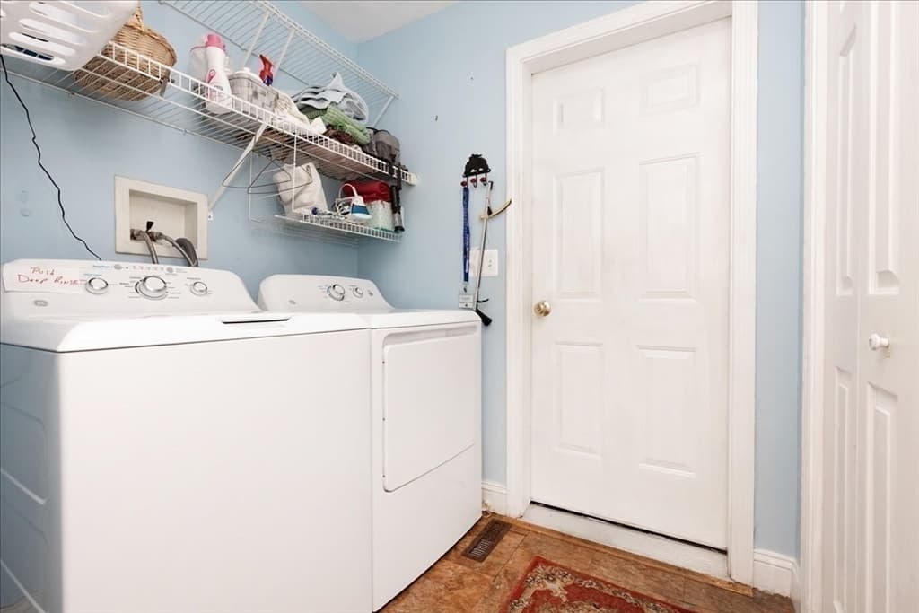 Single Family Residence at 16 Dunlin Way, Portsmouth NH 03801, Portsmouth, photo 18 of 42
