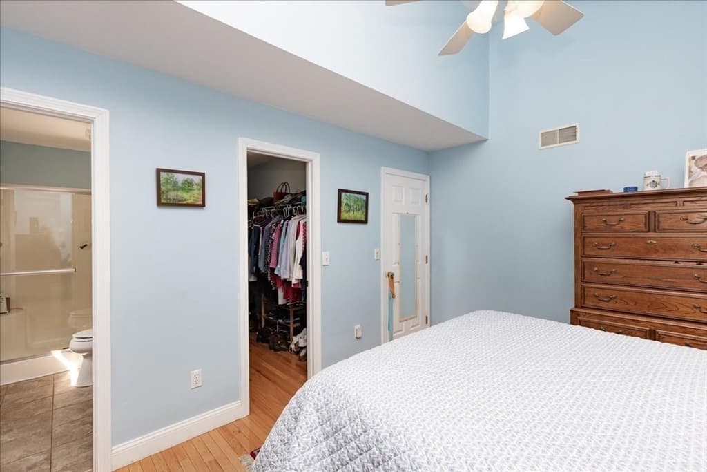 Single Family Residence at 16 Dunlin Way, Portsmouth NH 03801, Portsmouth, photo 15 of 42