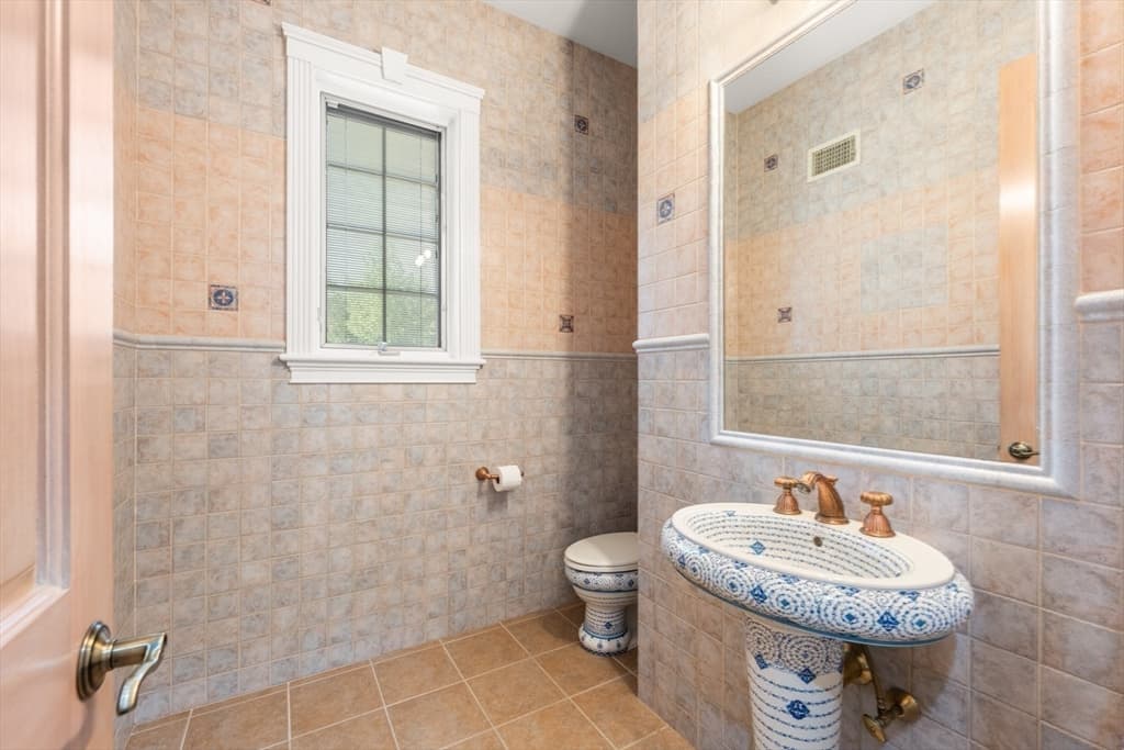 15 Brown Street, Weston MA 02493 photo 14