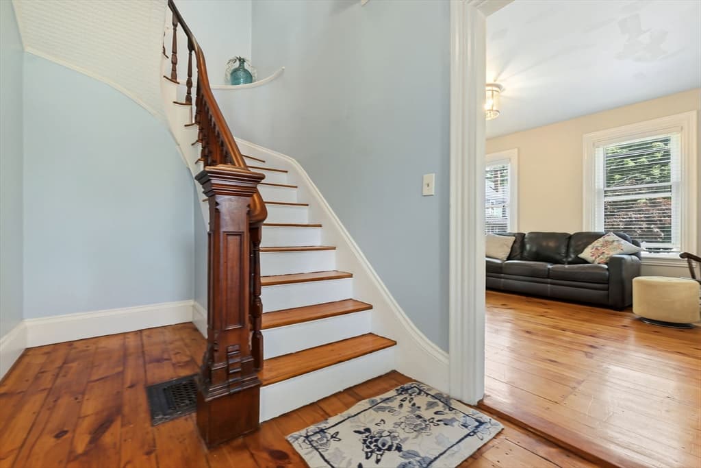 11 Colchester, Amesbury MA 01913 photo 7