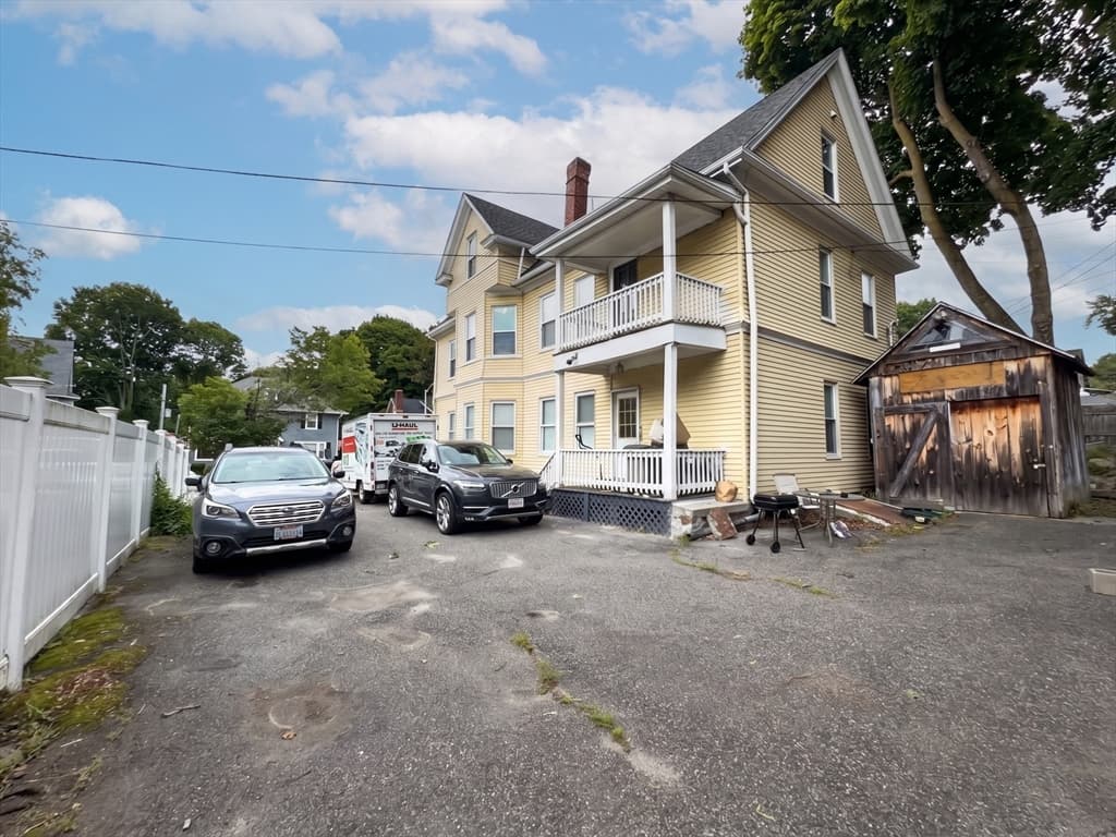 3 Family - 3 Units Up/Down at 2 Haviland St, Worcester MA 01602, photo 13 of 15