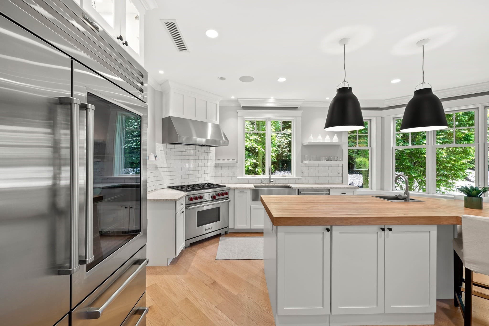 Single Family Residence at 45 Whitehall Cir, Beverly MA 01915, Beverly, photo 3 of 42