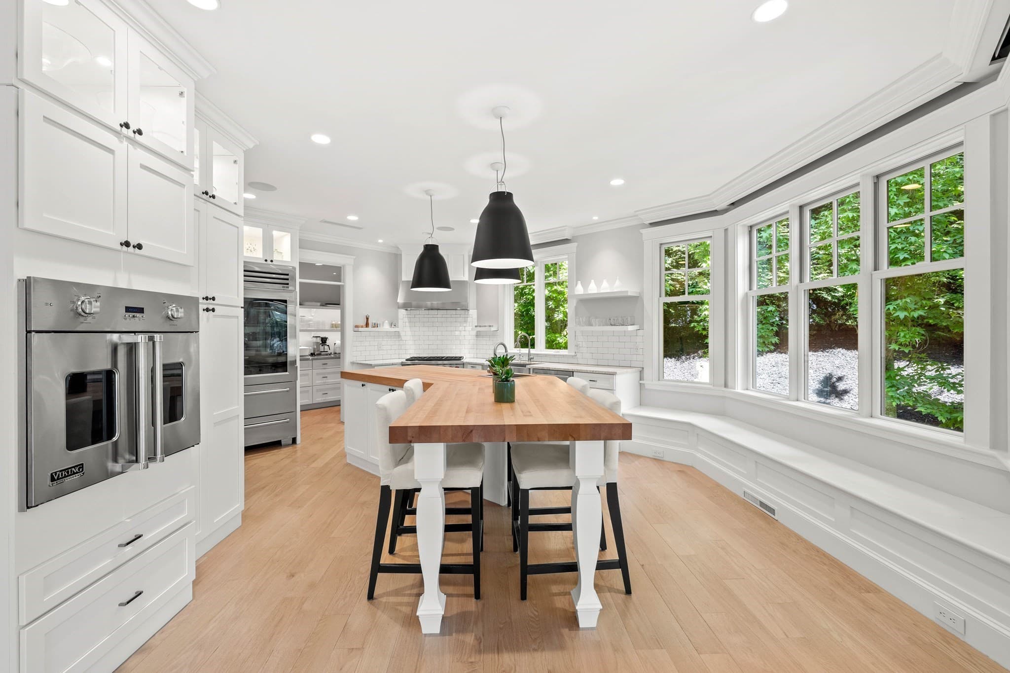 Single Family Residence at 45 Whitehall Cir, Beverly MA 01915, Beverly, photo 11 of 42