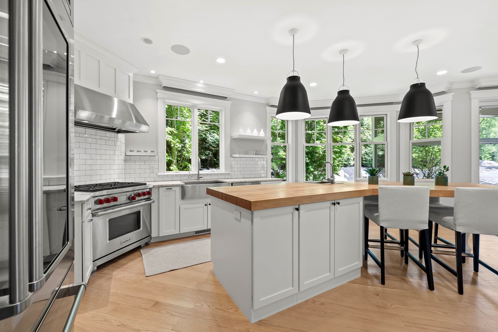 Single Family Residence at 45 Whitehall Cir, Beverly MA 01915, Beverly, photo 4 of 42