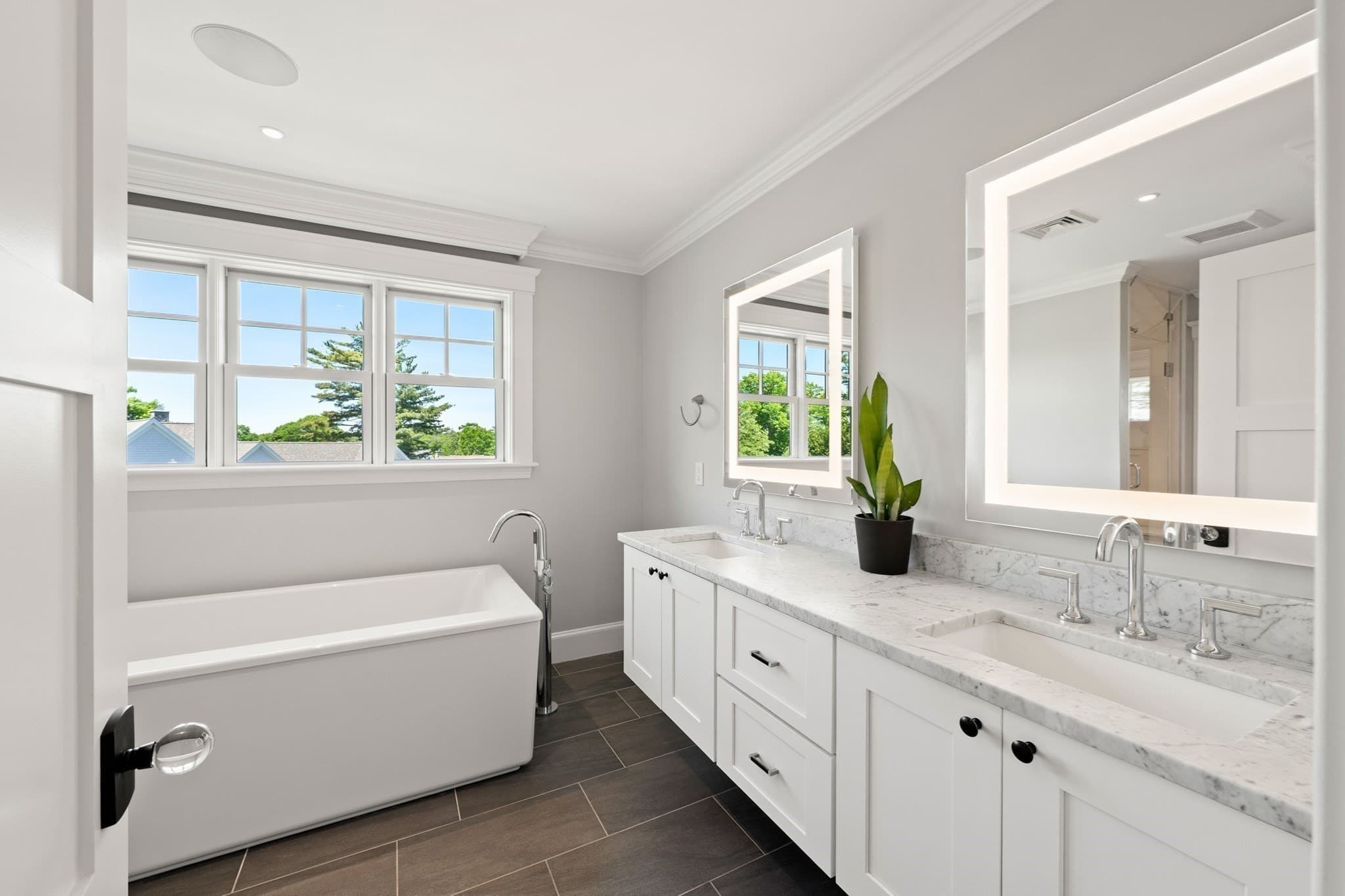 Single Family Residence at 45 Whitehall Cir, Beverly MA 01915, Beverly, photo 25 of 42