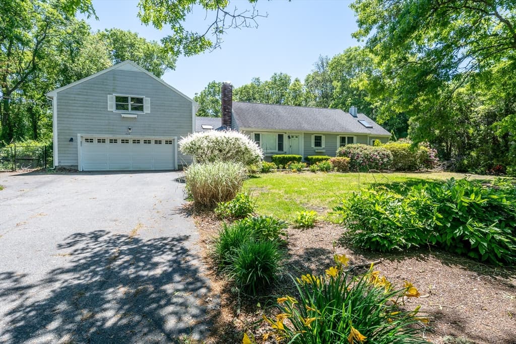 1529 Race Ln, Barnstable MA 02648 photo 4