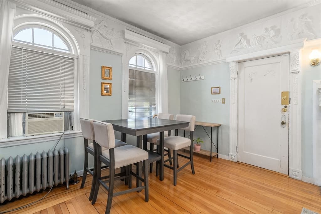 Condominium at 15 Bellvista Road # 2, Boston MA 02135, photo 3 of 22