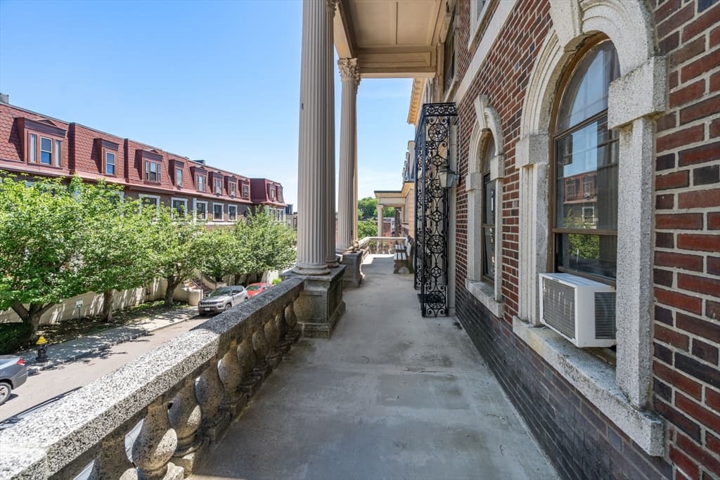 Condominium at 15 Bellvista Road # 2, Boston MA 02135, photo 20 of 22