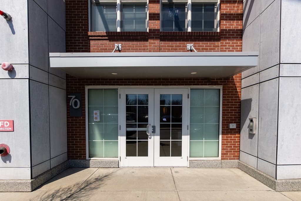 Condominium at 70 Bremen Street # 201, Boston MA 02128, photo 22 of 27