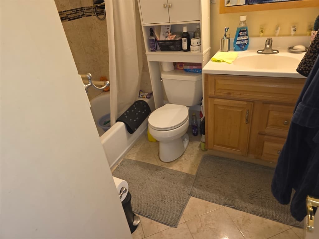 70 Mudge St # 19, Lynn MA 01902 photo 12