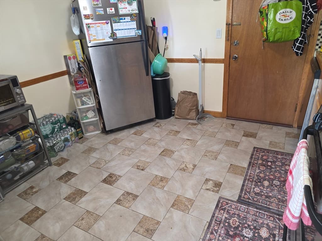 70 Mudge St # 19, Lynn MA 01902 photo 5
