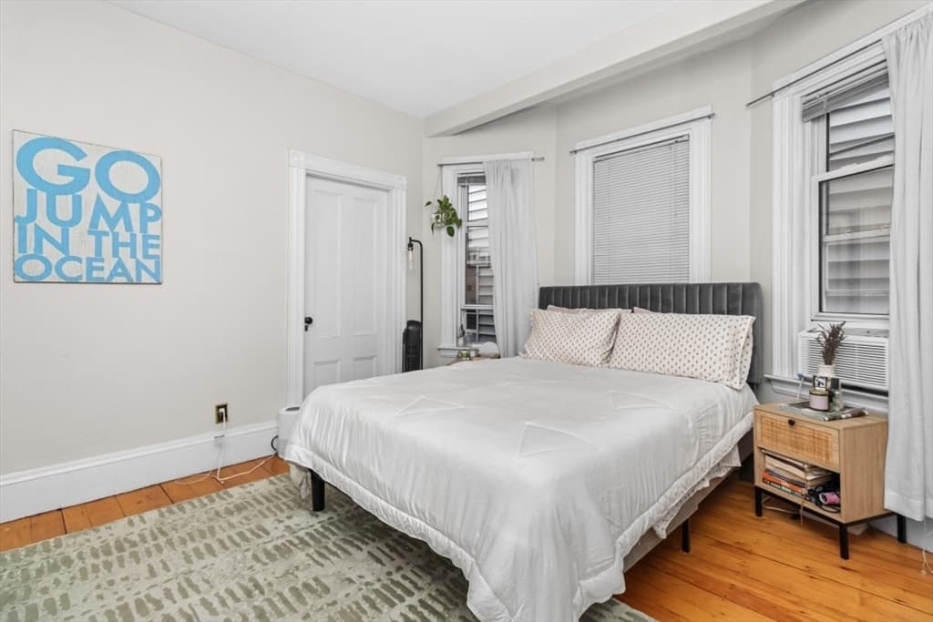 3 Family at 725 East 3rd St, Boston MA 02127, Boston, photo 22 of 41